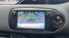 Toyota Yaris 1.33 VVT-i Design 5dr Petrol Hatchback